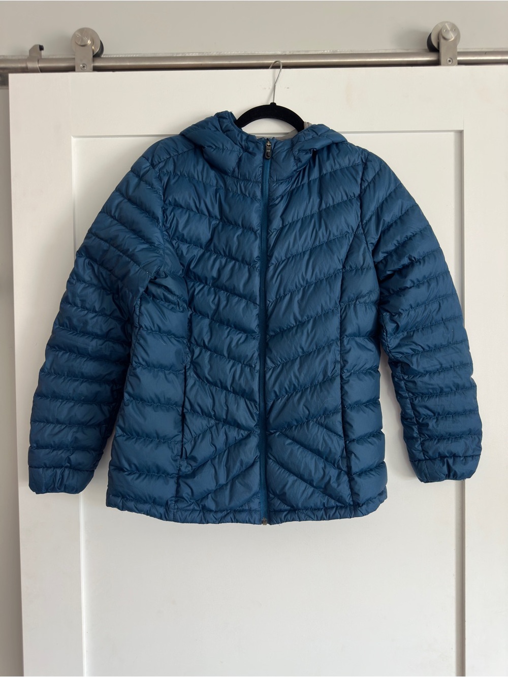 Lolë Teal Blue Packable Puffer Jacket with Hood